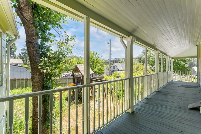 303 Bennett St, Grass Valley, CA 95945