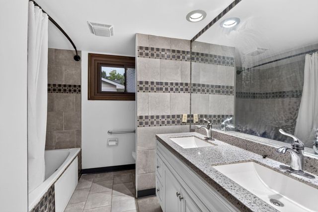 115 Triesta Place, Westerville, OH 43081
