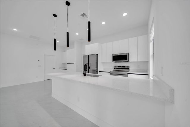 2700 42ND STREET W, Lehigh Acres, FL 33971