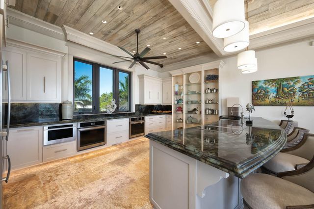 W 201 Seaview Drive, Duck Key, FL 33050