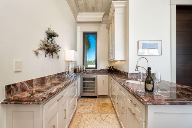 W 201 Seaview Drive, Duck Key, FL 33050