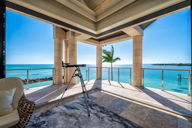 W 201 Seaview Drive, Duck Key, FL 33050