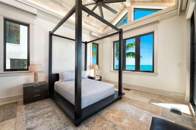 W 201 Seaview Drive, Duck Key, FL 33050