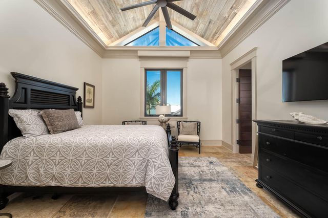 W 201 Seaview Drive, Duck Key, FL 33050