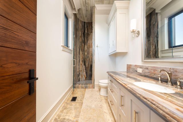 W 201 Seaview Drive, Duck Key, FL 33050