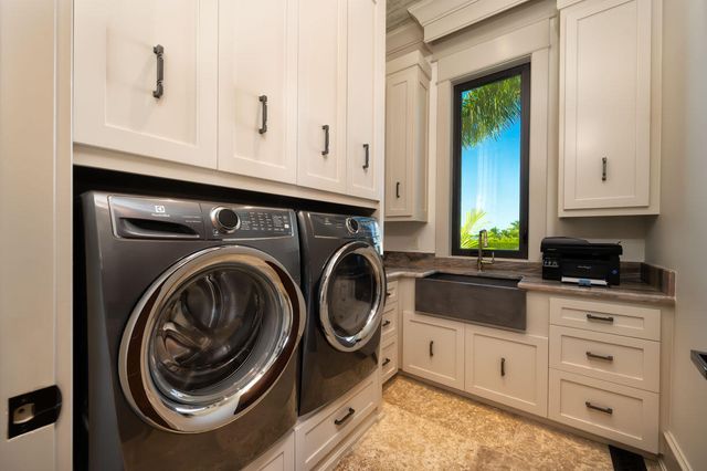 W 201 Seaview Drive, Duck Key, FL 33050