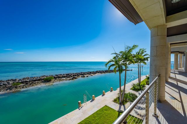 W 201 Seaview Drive, Duck Key, FL 33050