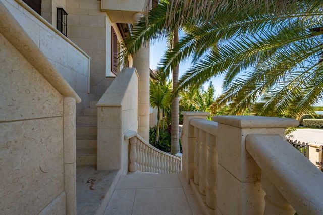 W 201 Seaview Drive, Duck Key, FL 33050