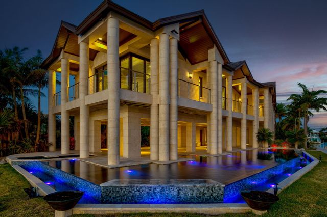 W 201 Seaview Drive, Duck Key, FL 33050