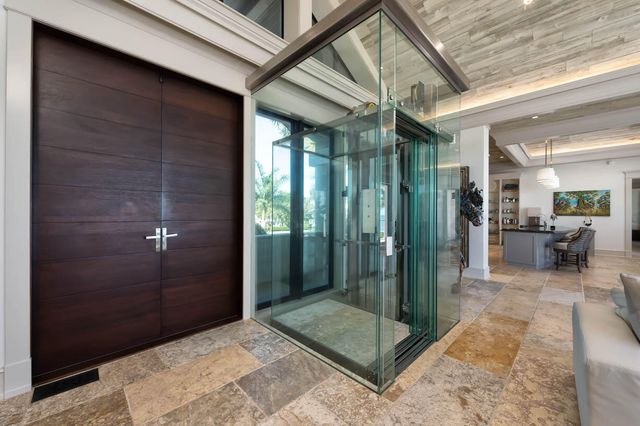 W 201 Seaview Drive, Duck Key, FL 33050