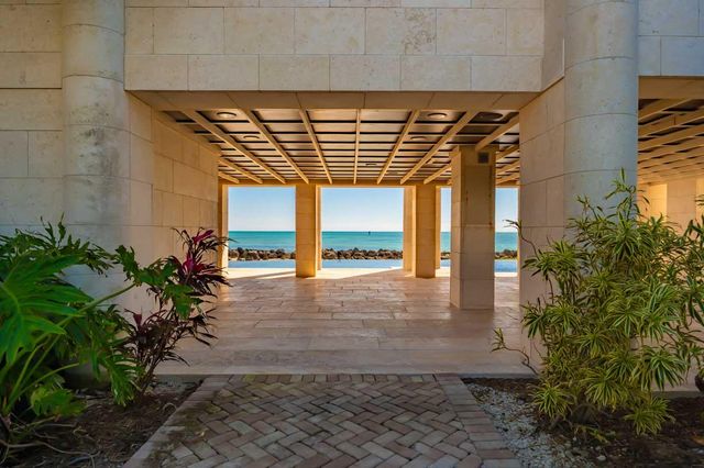 W 201 Seaview Drive, Duck Key, FL 33050