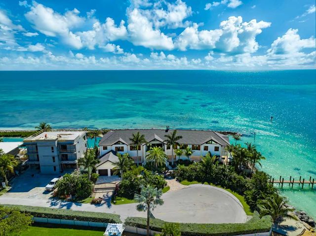 W 201 Seaview Drive, Duck Key, FL 33050