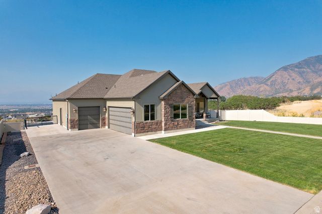 425 E MEADOW LARK LN, Elk Ridge, UT 84651