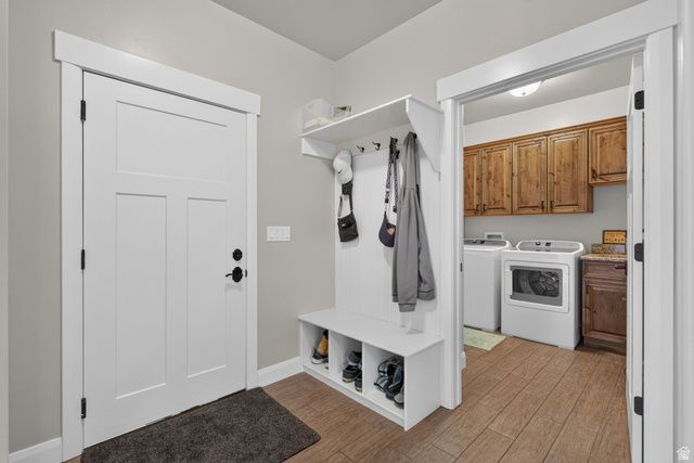 425 E MEADOW LARK LN, Elk Ridge, UT 84651