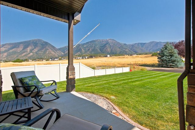 425 E MEADOW LARK LN, Elk Ridge, UT 84651