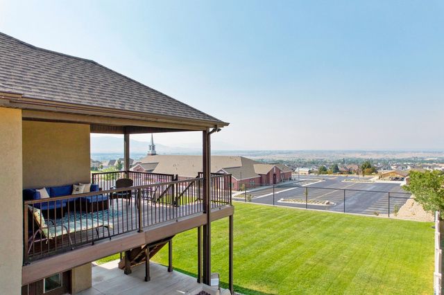 425 E MEADOW LARK LN, Elk Ridge, UT 84651