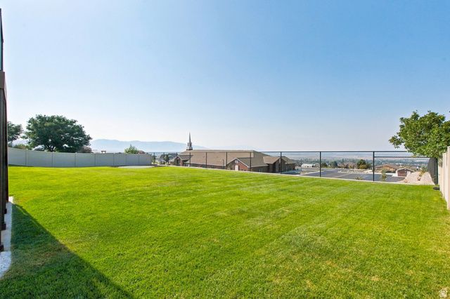 425 E MEADOW LARK LN, Elk Ridge, UT 84651