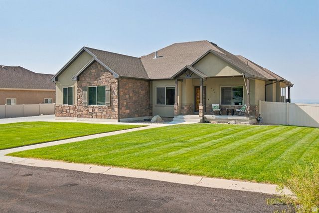 425 E MEADOW LARK LN, Elk Ridge, UT 84651