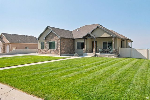 425 E MEADOW LARK LN, Elk Ridge, UT 84651