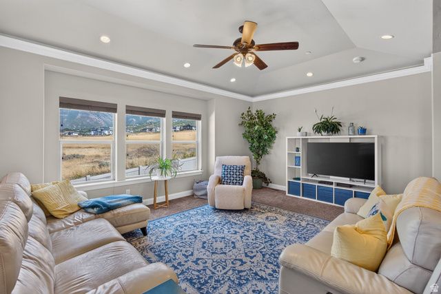 425 E MEADOW LARK LN, Elk Ridge, UT 84651