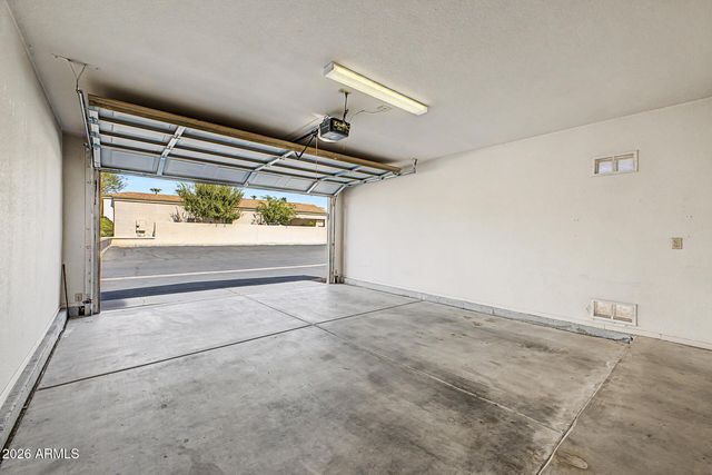 21759 N VERDE RIDGE Drive, Sun City West, AZ 85375