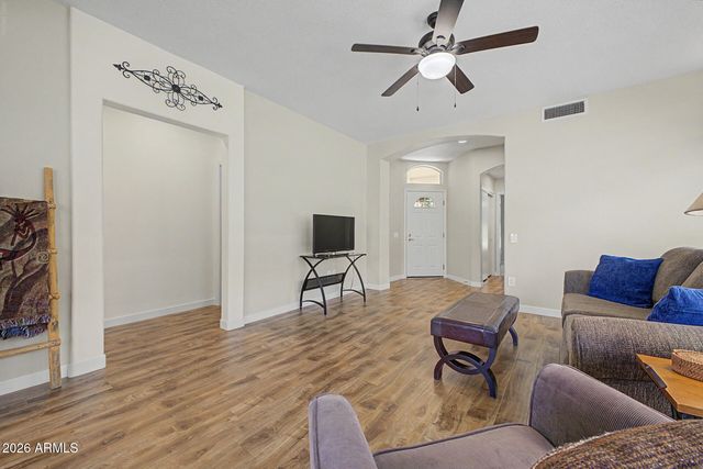 21759 N VERDE RIDGE Drive, Sun City West, AZ 85375