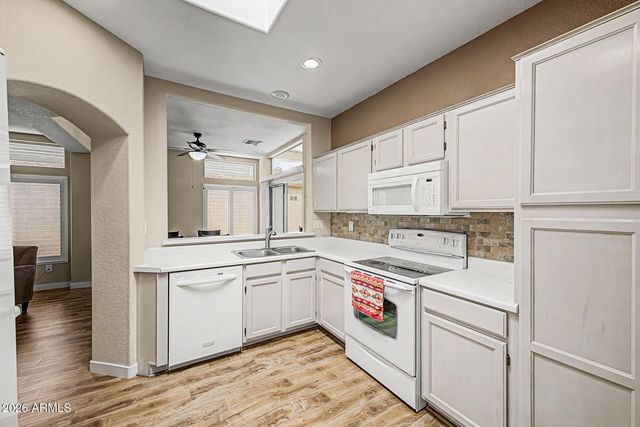21759 N VERDE RIDGE Drive, Sun City West, AZ 85375