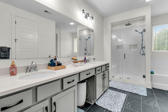 245 Summer Tanager Drive, Ravenel, SC 29470