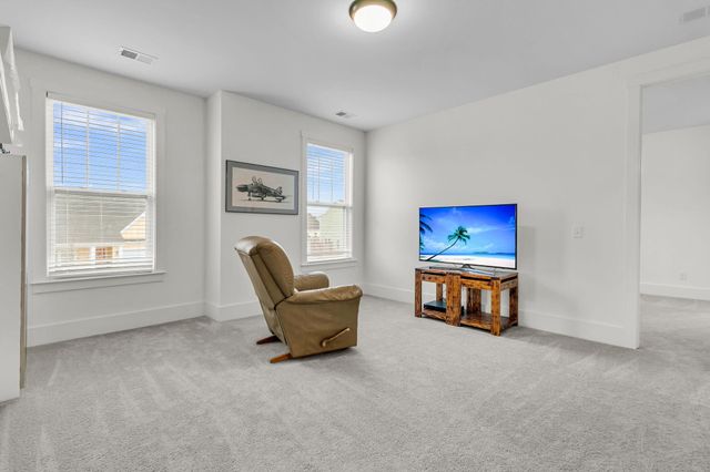 245 Summer Tanager Drive, Ravenel, SC 29470