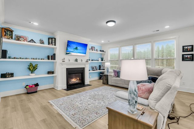 245 Summer Tanager Drive, Ravenel, SC 29470