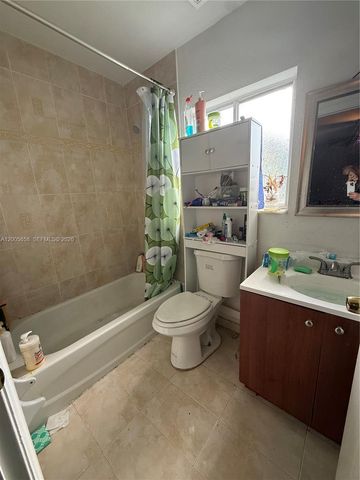 12390 SW 217th St, Miami, FL 33170