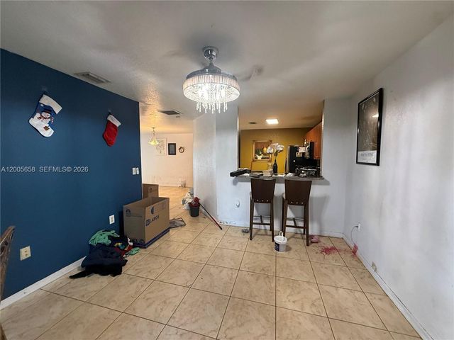 12390 SW 217th St, Miami, FL 33170