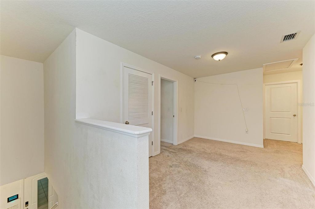 Image 17 of property listing at 123 SAN AVELLINO COURT, Bradenton, FL 34208