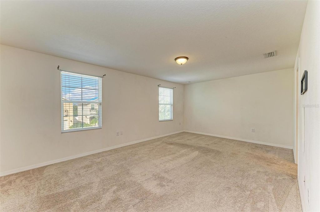 Image 19 of property listing at 123 SAN AVELLINO COURT, Bradenton, FL 34208