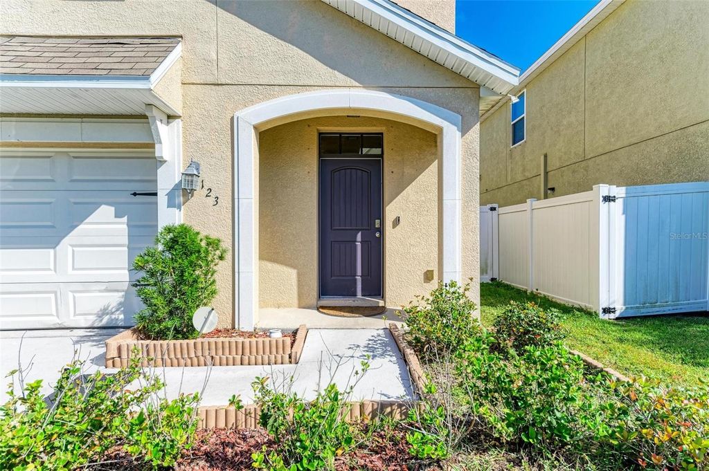 Image 50 of property listing at 123 SAN AVELLINO COURT, Bradenton, FL 34208