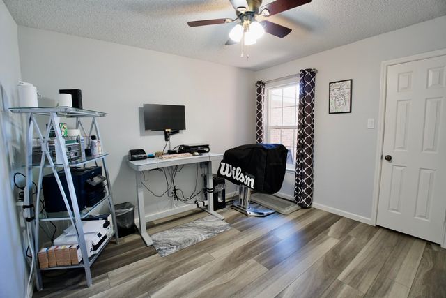 6718 9th Street, Lubbock, TX 79416