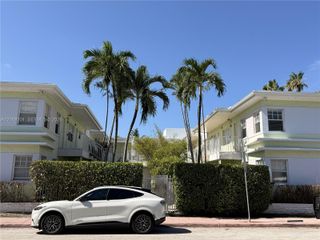915 8th Street 102, Miami Beach, FL 33139