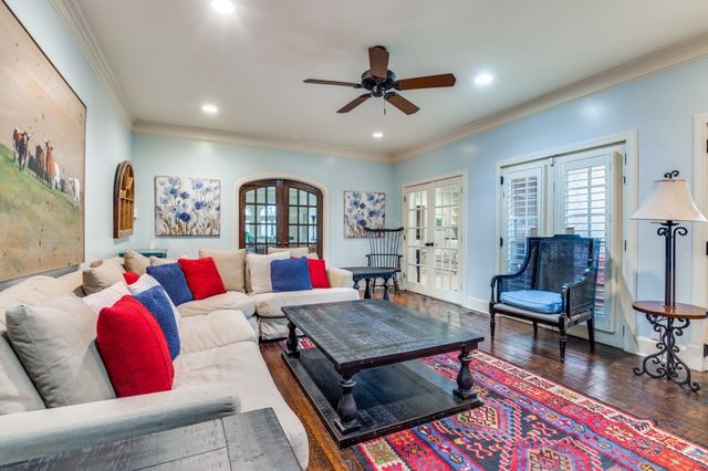 4444 Fairfax Avenue, Highland Park, TX 75205