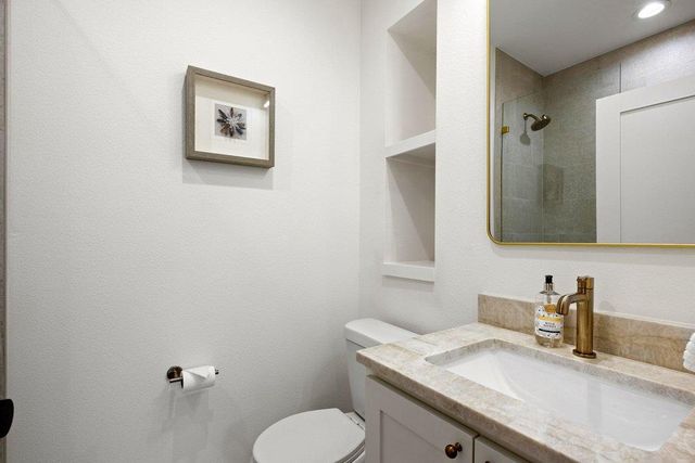 1362 Flint Rock LOOP, Driftwood, TX 78619