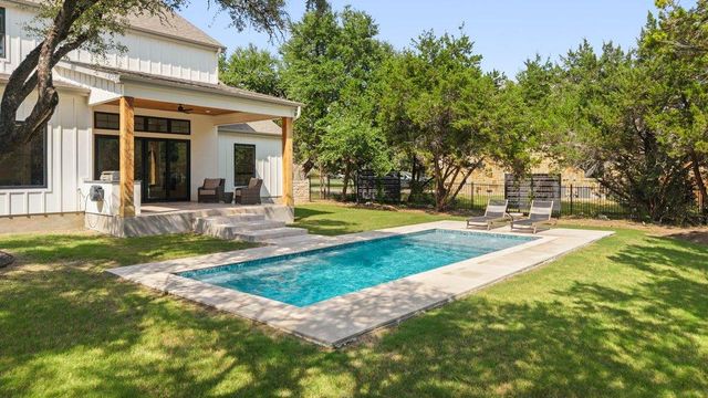 1362 Flint Rock LOOP, Driftwood, TX 78619