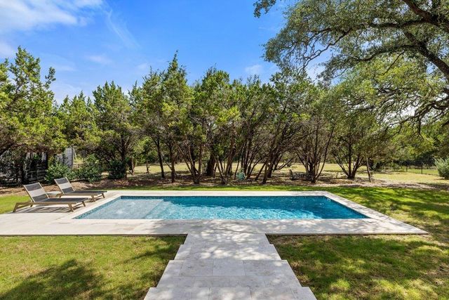1362 Flint Rock LOOP, Driftwood, TX 78619