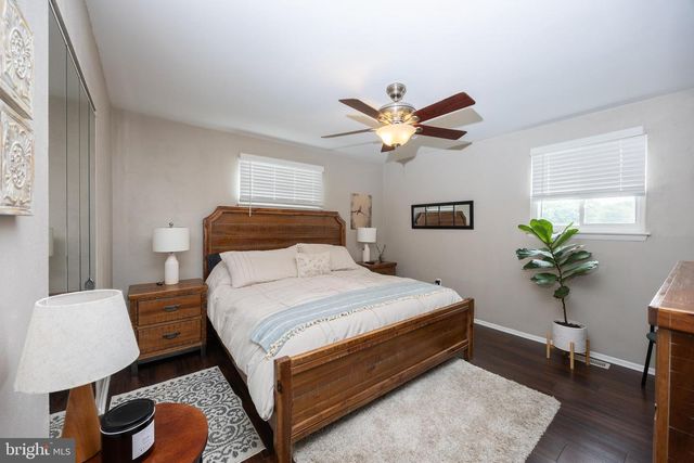 8 CRAIG DR, Clementon, NJ 08021
