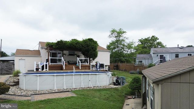 8 CRAIG DR, Clementon, NJ 08021