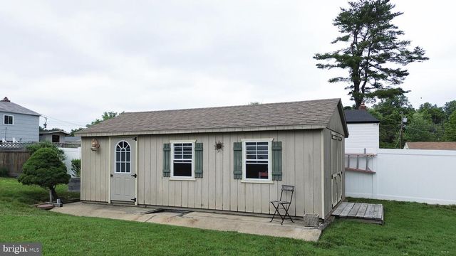 8 CRAIG DR, Clementon, NJ 08021