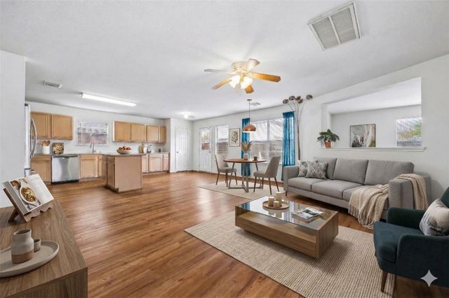 4710 Meadowthorn Court, Friendswood, TX 77546