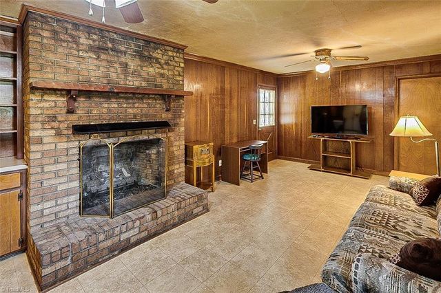 2308 Lambert Drive, Asheboro, NC 27205