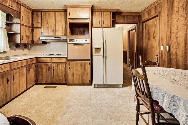2308 Lambert Drive, Asheboro, NC 27205