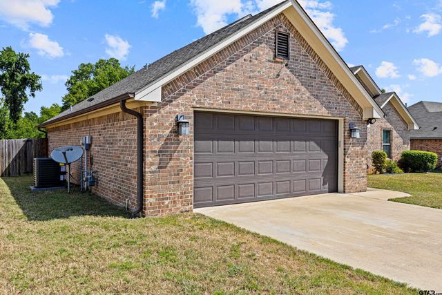 771 Spencer Ln, Tyler, TX 75704