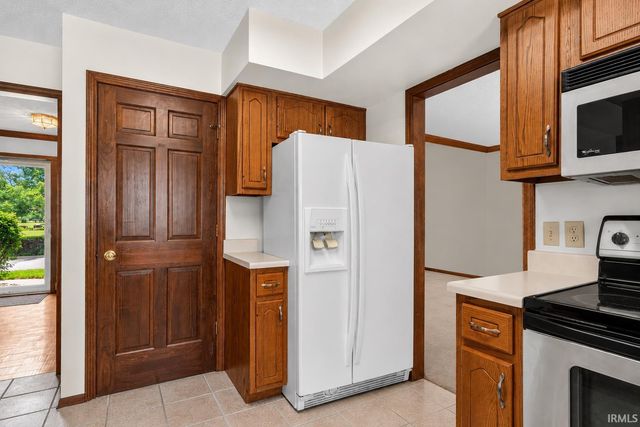 2326 Kerrigans Way, Fort Wayne, IN 46815