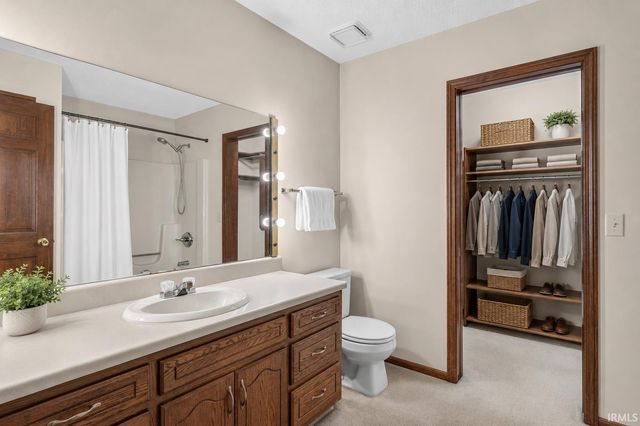2326 Kerrigans Way, Fort Wayne, IN 46815